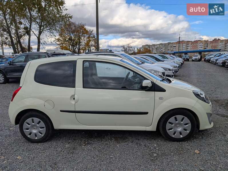 Хэтчбек Renault Twingo 2011 в Ровно