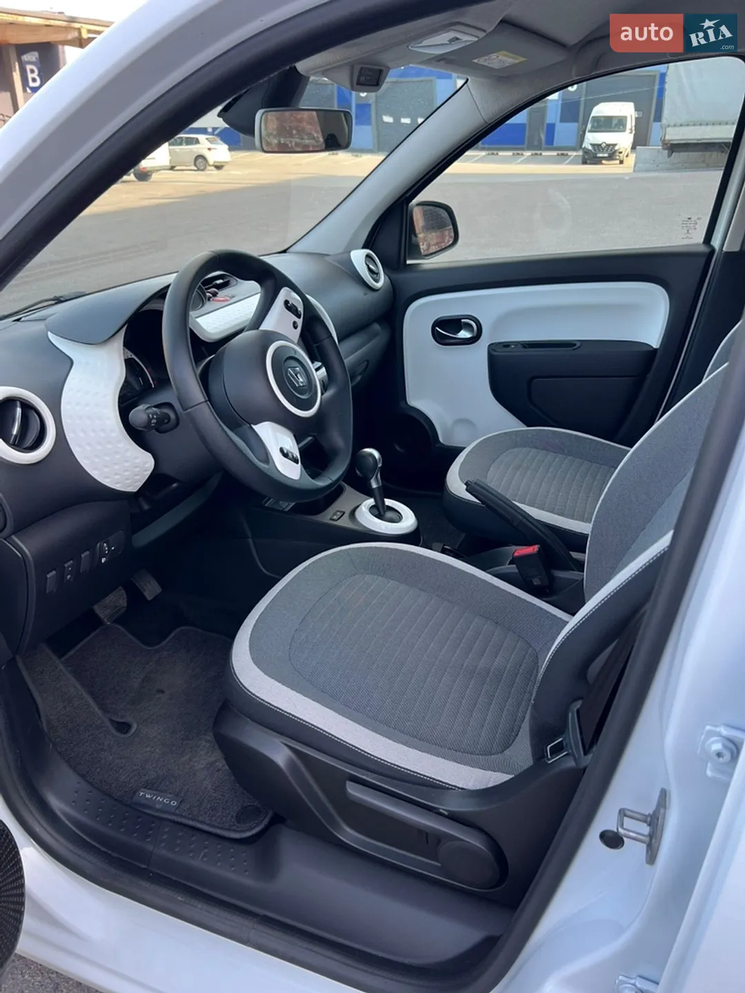 2022 Renault Twingo - мініатюра 10