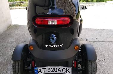 Купе Renault Twizy Z.E. 2012 в Івано-Франківську