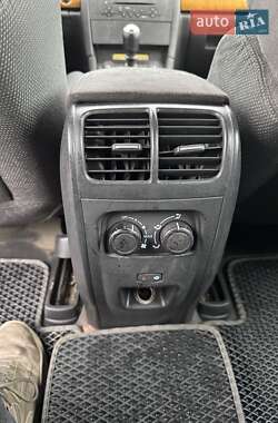 Хэтчбек Renault Vel Satis 2004 в 