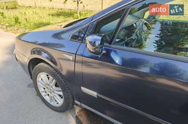 Хэтчбек Renault Vel Satis 2002 в 