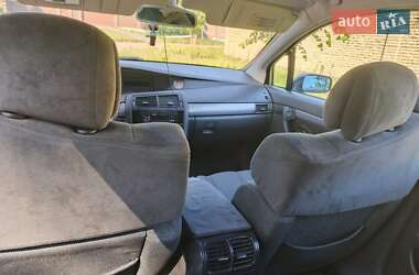 Хэтчбек Renault Vel Satis 2002 в 