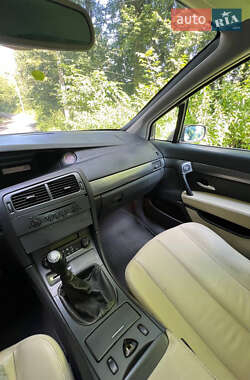 Хэтчбек Renault Vel Satis 2002 в 