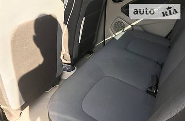 Хэтчбек Renault Zoe 2013 в 