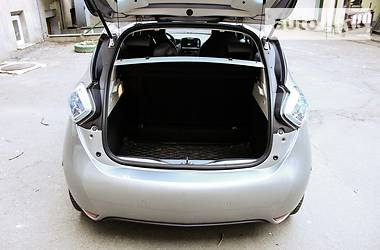 Хетчбек Renault Zoe 2014 в 
