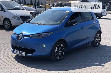 Хэтчбек Renault Zoe 2018 в 