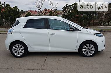 Хетчбек Renault Zoe 2013 в 