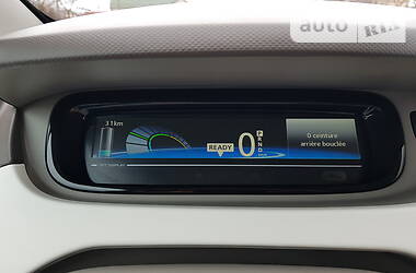 Хетчбек Renault Zoe 2013 в 