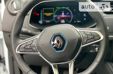 Хэтчбек Renault Zoe 2020 в 