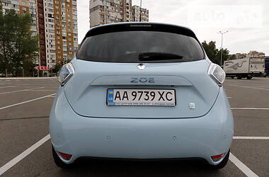 Хэтчбек Renault Zoe 2014 в Киеве