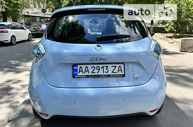 Хэтчбек Renault Zoe 2014 в Киеве