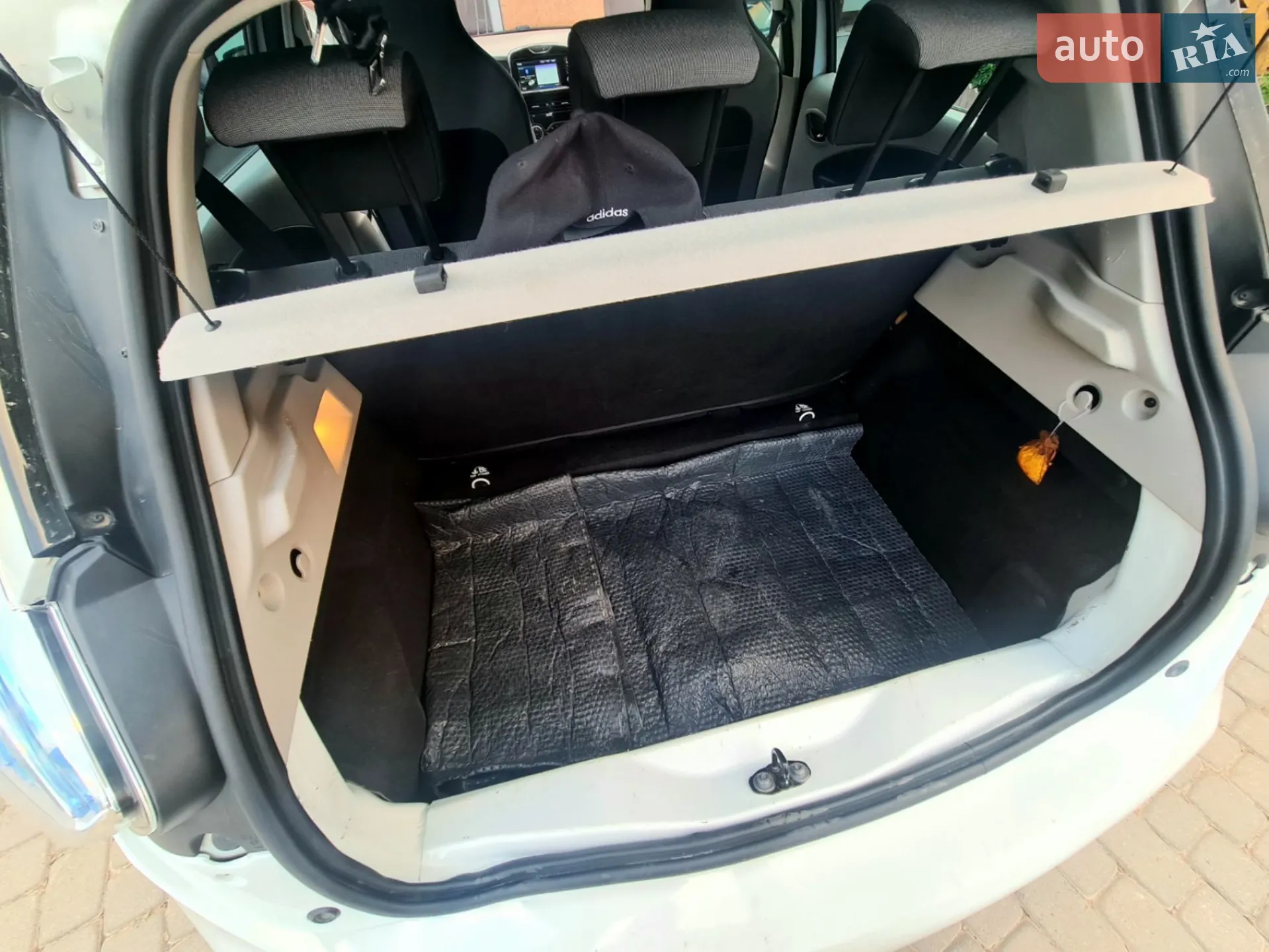 2015 Renault ZOE - мініатюра 10