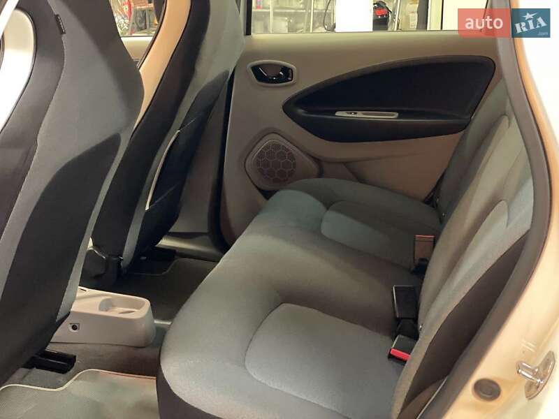 Хэтчбек Renault Zoe 2015 в Хмельницком