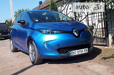 Хэтчбек Renault Zoe 2016 в Дубно