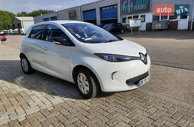 Хэтчбек Renault Zoe 2014 в 