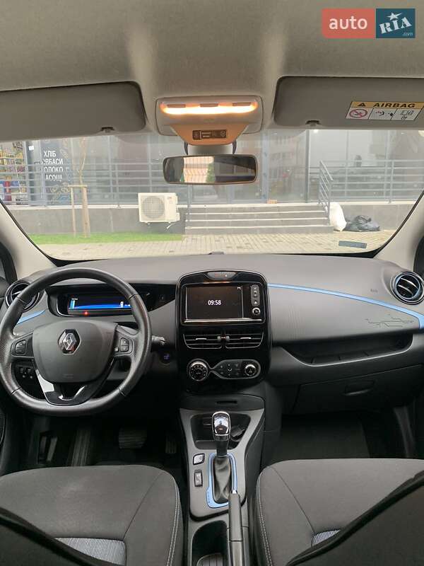 Хэтчбек Renault Zoe 2018 в Львове