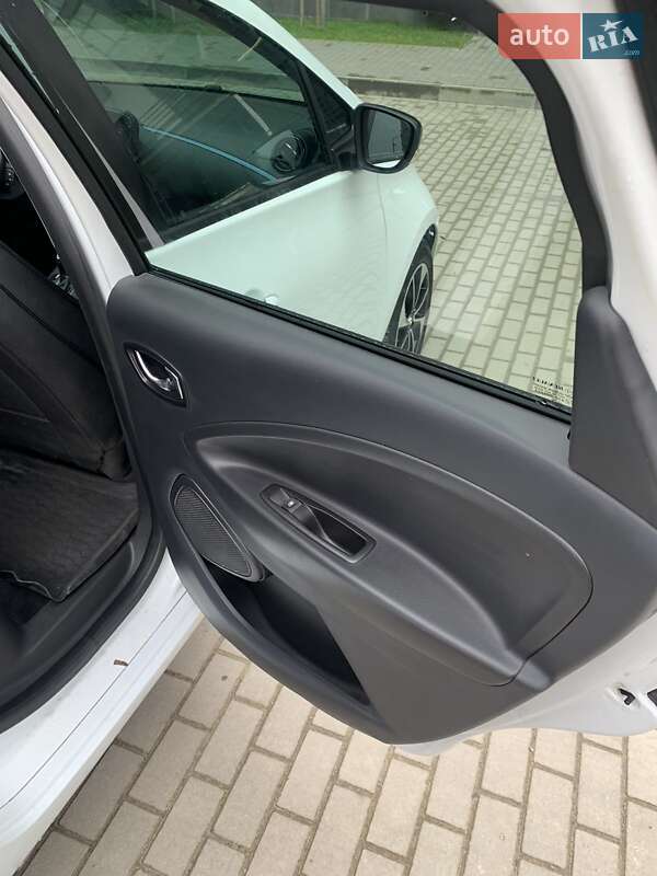 Хэтчбек Renault Zoe 2018 в Львове