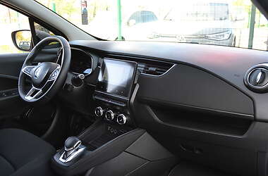 Хетчбек Renault Zoe 2020 в 