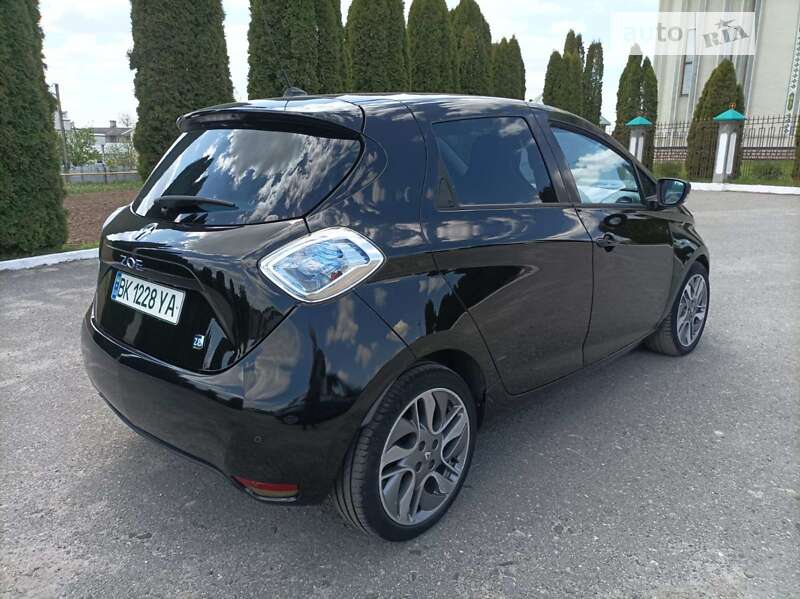 Хэтчбек Renault Zoe 2013 в Дубно