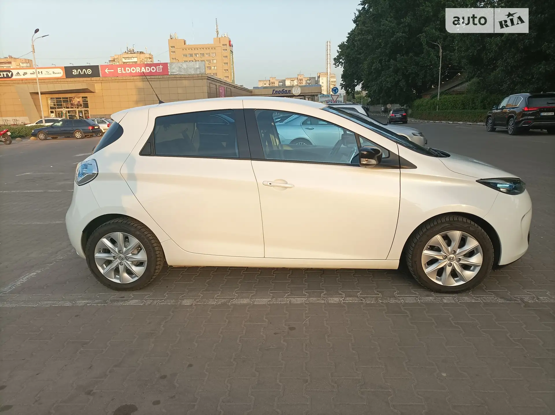 2016 Renault ZOE - мініатюра 9