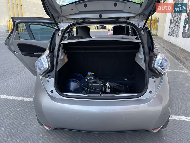 Хетчбек Renault Zoe 2015 в Львові