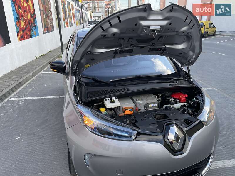 Хетчбек Renault Zoe 2015 в Львові