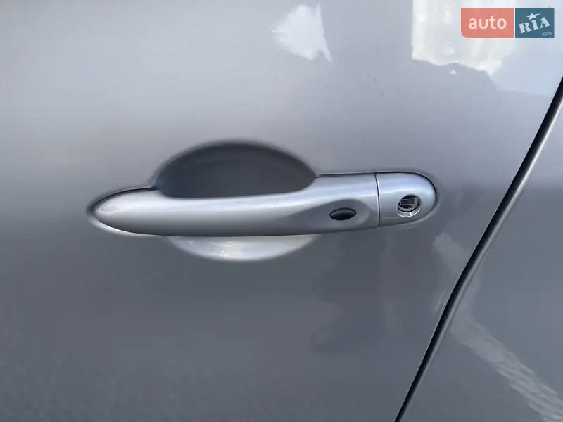 Renault Zoe 2015 VIN VF1AGVYA052494195 фото оголошення 70 з 119