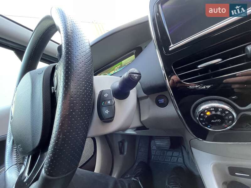 Хетчбек Renault Zoe 2015 в Львові