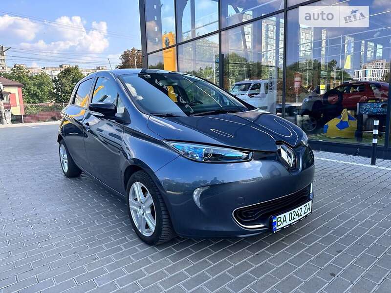 Хэтчбек Renault Zoe 2017 в Кропивницком