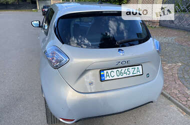 Хэтчбек Renault Zoe 2014 в 