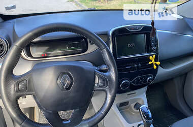 Хэтчбек Renault Zoe 2014 в 