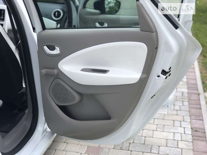 Хэтчбек Renault Zoe 2016 в Ровно