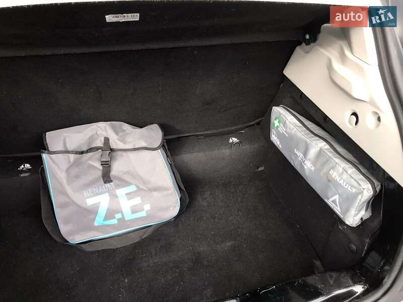 Хэтчбек Renault Zoe 2018 в Тернополе