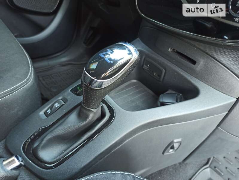 Хэтчбек Renault Zoe 2017 в Киеве