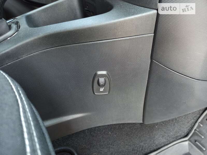 Хэтчбек Renault Zoe 2017 в Киеве