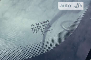 Хетчбек Renault Zoe 2019 в Дубні