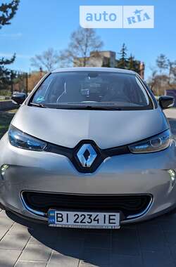 Хетчбек Renault Zoe 2015 в Горішніх Плавнях