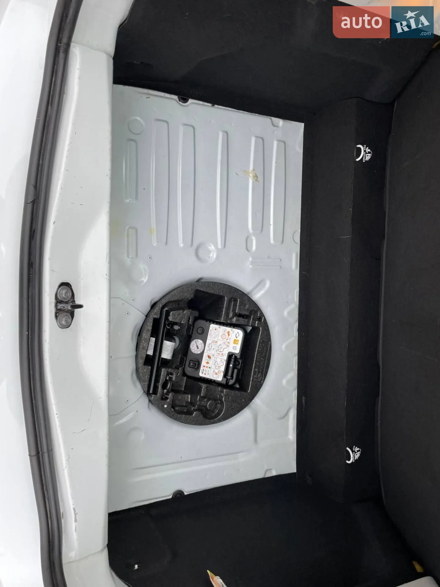 2018 Renault ZOE - мініатюра 22