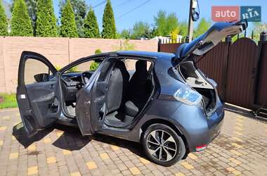 Хэтчбек Renault Zoe 2017 в 