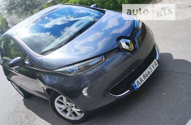 Хэтчбек Renault Zoe 2018 в 