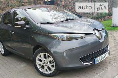 Хэтчбек Renault Zoe 2018 в 