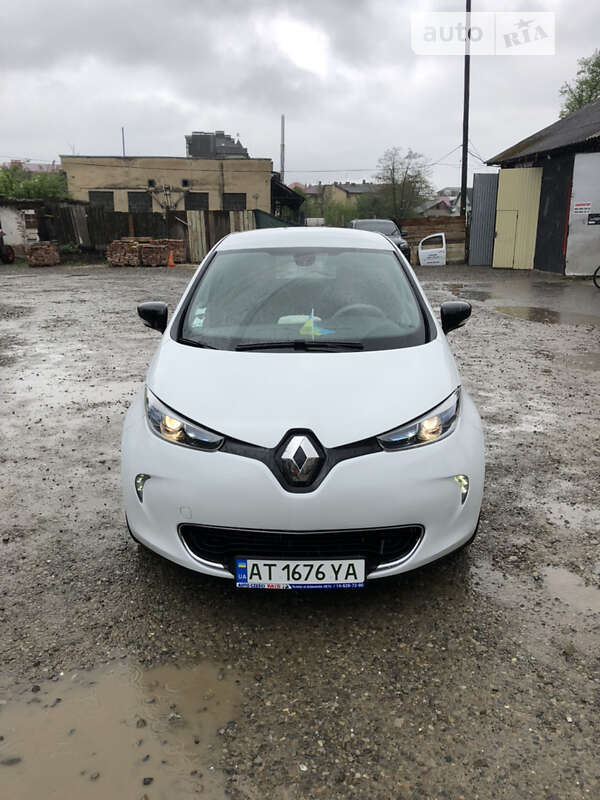 Хетчбек Renault Zoe 2016 в Коломиї