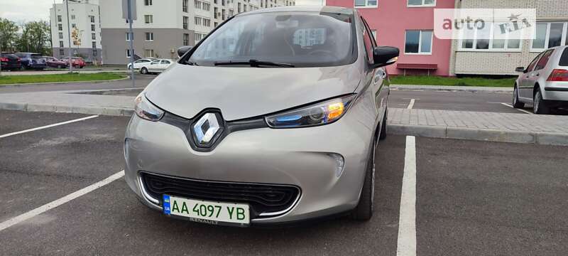 Хэтчбек Renault Zoe 2016 в Виннице