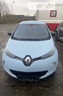 Хетчбек Renault Zoe 2015 в Сарнах