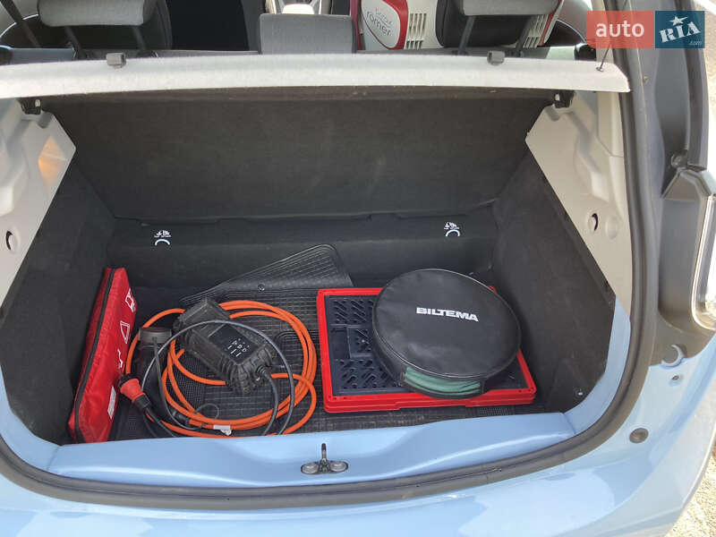 Хэтчбек Renault Zoe 2015 в Ровно
