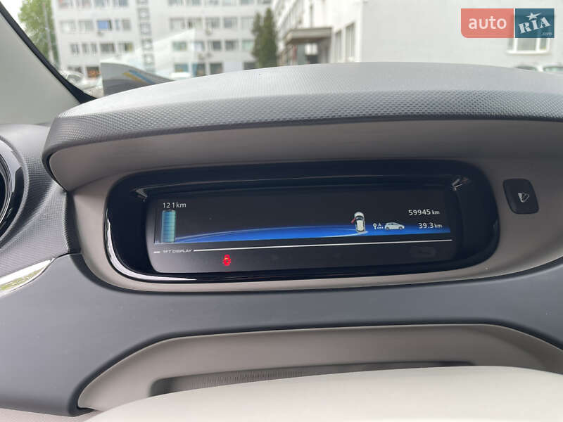 Хэтчбек Renault Zoe 2016 в Львове
