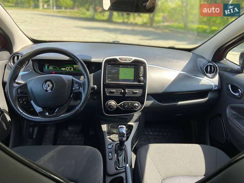 Хэтчбек Renault Zoe 2019 в Дубно