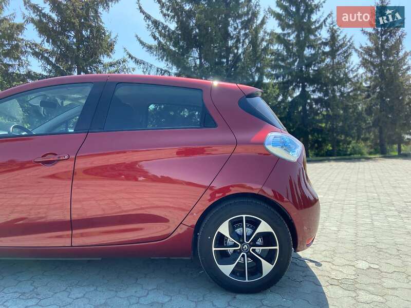 Хэтчбек Renault Zoe 2019 в Дубно