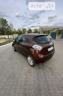 Хэтчбек Renault Zoe 2015 в Киеве