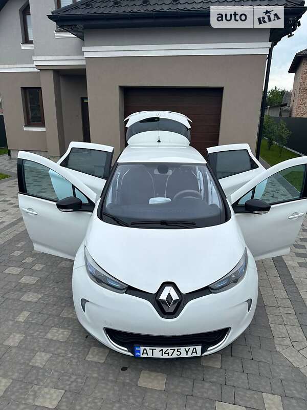 Хэтчбек Renault Zoe 2014 в Ивано-Франковске